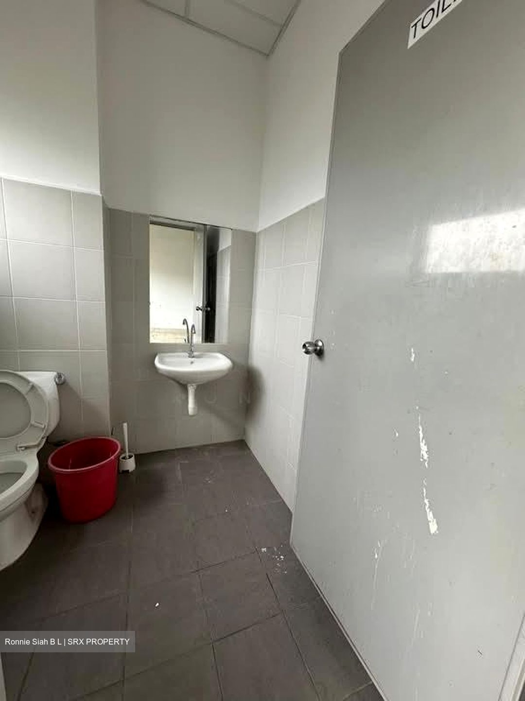 Premier @ Kaki Bukit (D14), Factory #592354591